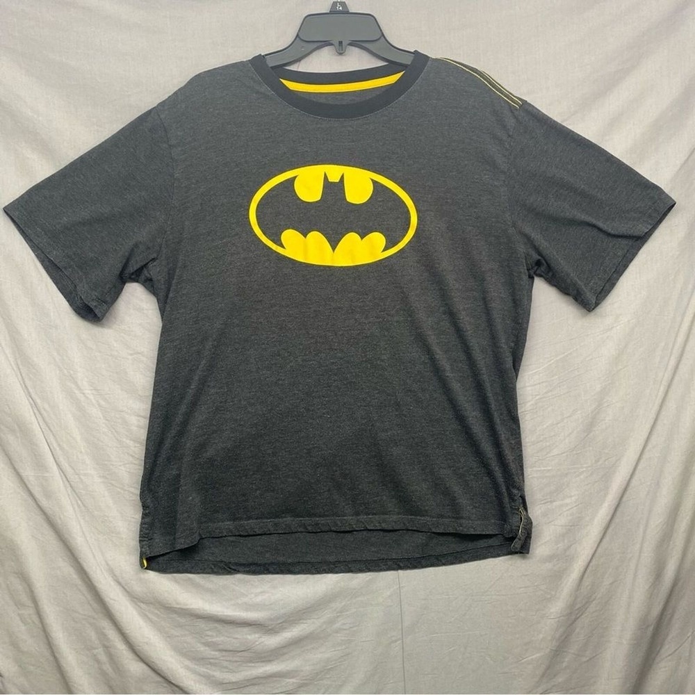 Batman T-Shirt Retro Symbol Dark‎ Gray & Yellow Men's Size | L